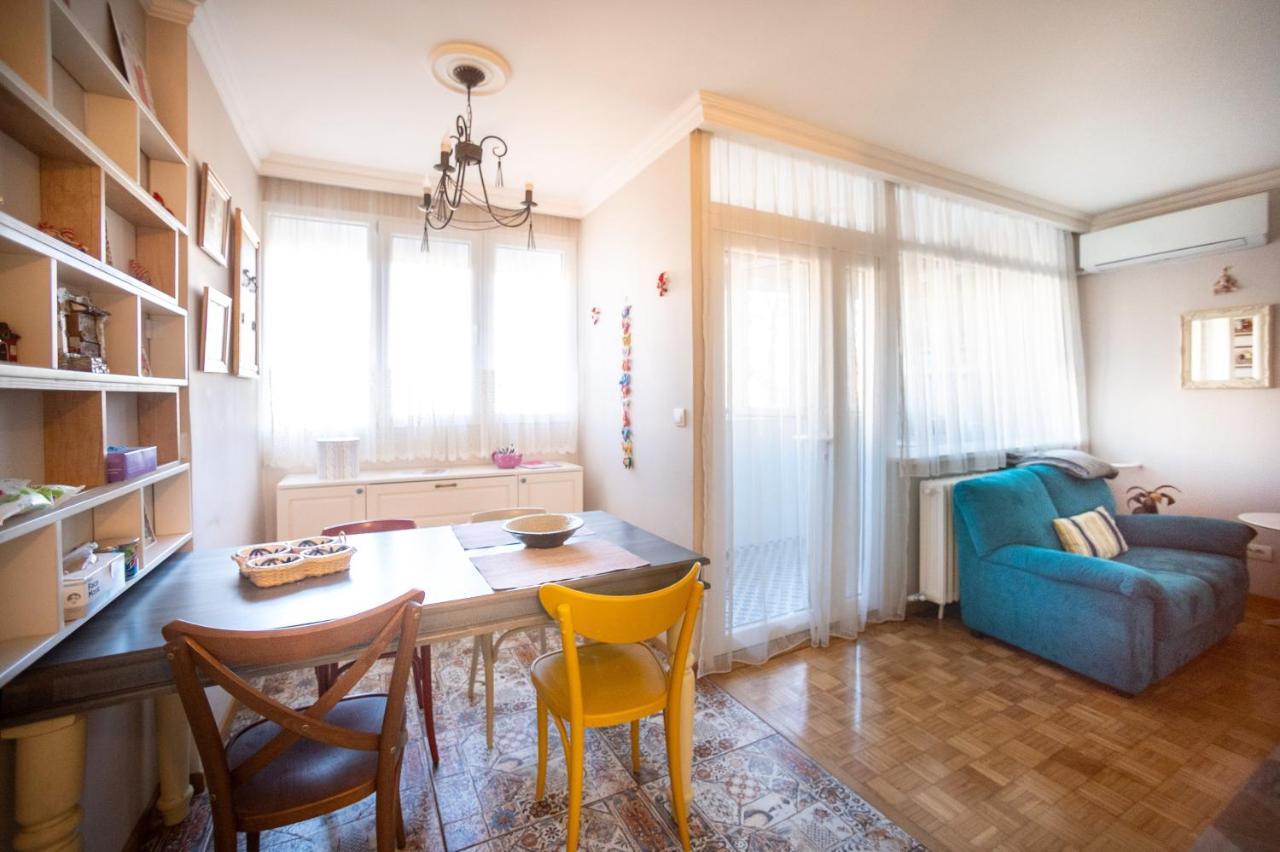 Sava Centar 1-Bedroom Apartments In The Heart Of New Белград Екстер'єр фото